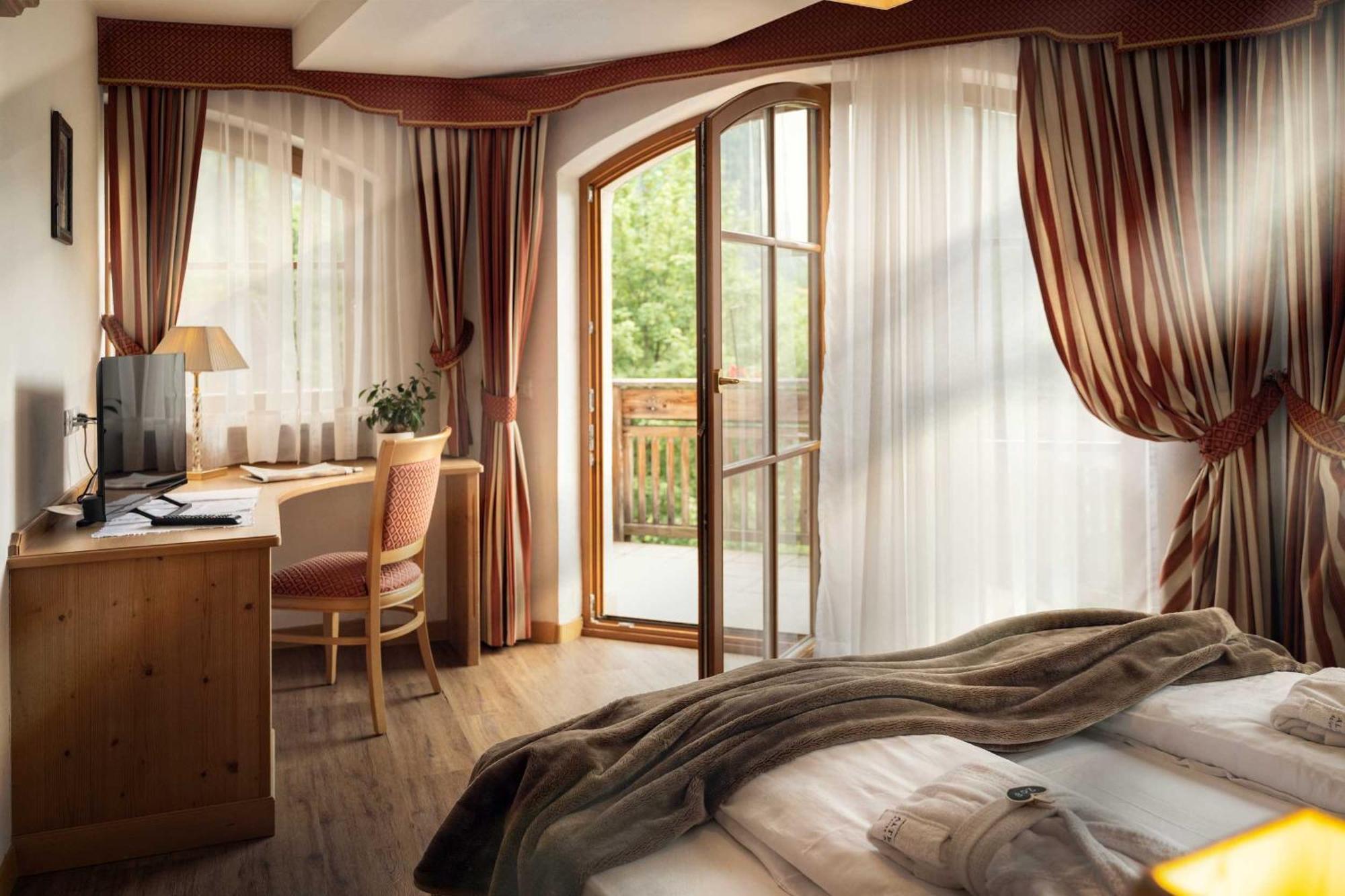 Hotel Alte Muehle 4 Stelle Campo Tures Dış mekan fotoğraf